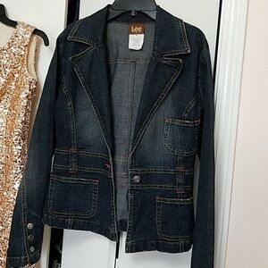 Lee Denim jacket with front and side pockets